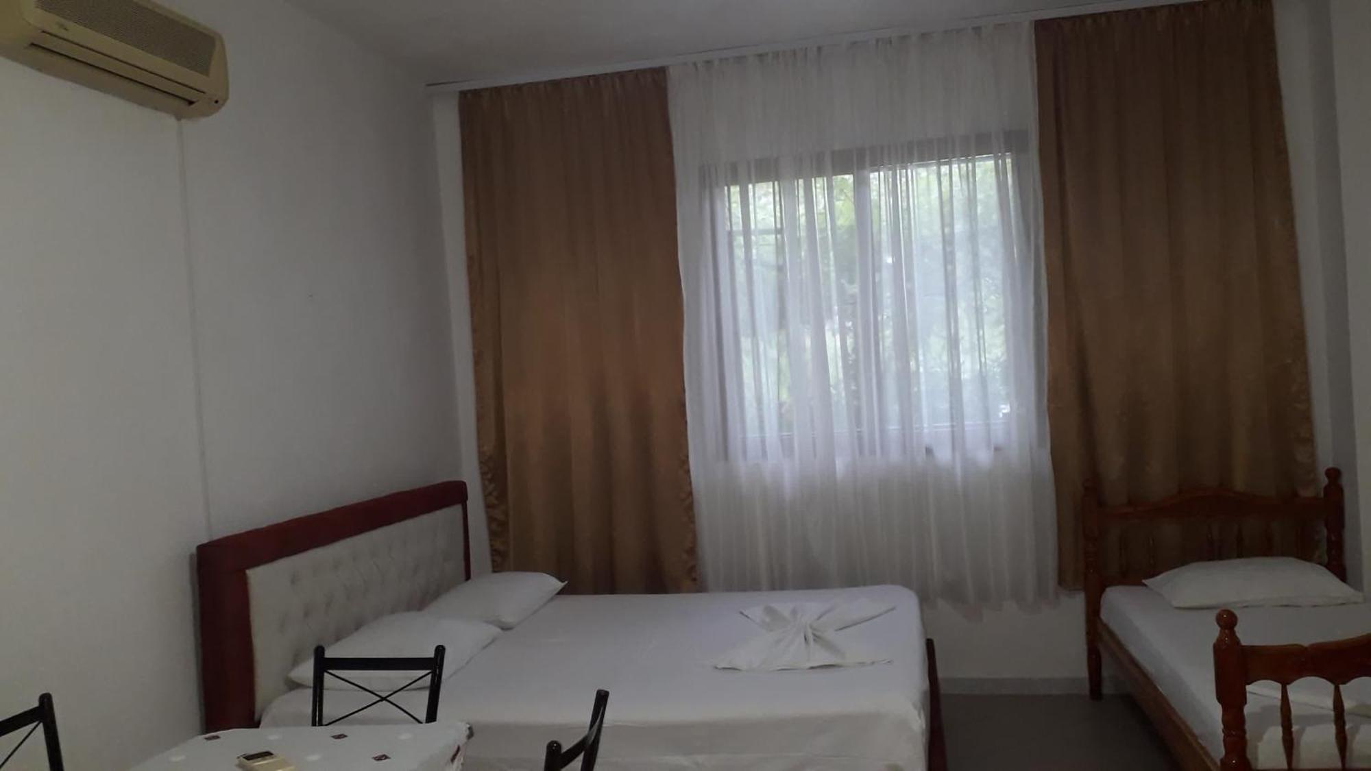 H&A Guest House Golem  Kültér fotó